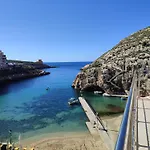 Xlendistays - Centrally Located Seafront Living Spaces In *