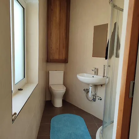 Xlendistays - Centrally Located Seafront Living Spaces In Lägenhet Xlendi