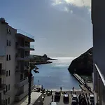 アパート Xlendistays - Centrally Located Seafront Living Spaces In クレンディ