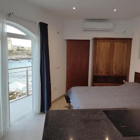 Xlendistays - Centrally Located Seafront Living Spaces In *