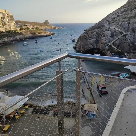 Xlendistays - Centrally Located Seafront Living Spaces In Appartement