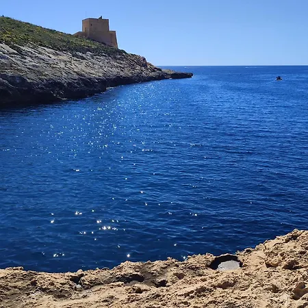 Xlendistays - Centrally Located Seafront Living Spaces In Xlendi