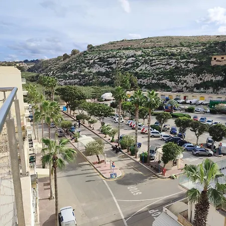 Xlendistays - Centrally Located Seafront Living Spaces In Apartment Xlendi