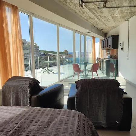 Xlendistays - Centrally Located Seafront Living Spaces In Xlendi