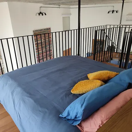 Xlendistays - Centrally Located Seafront Living Spaces In *