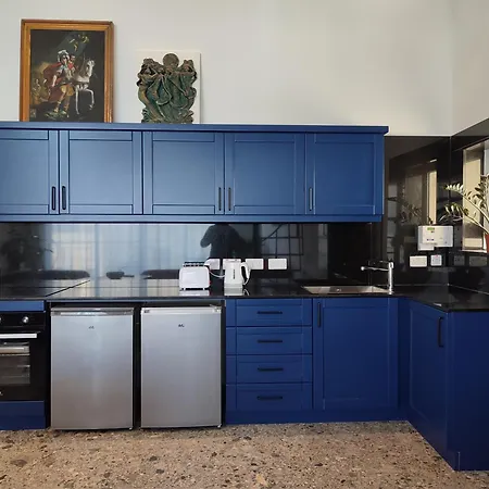 דירה Xlendistays - Centrally Located Seafront Living Spaces In *