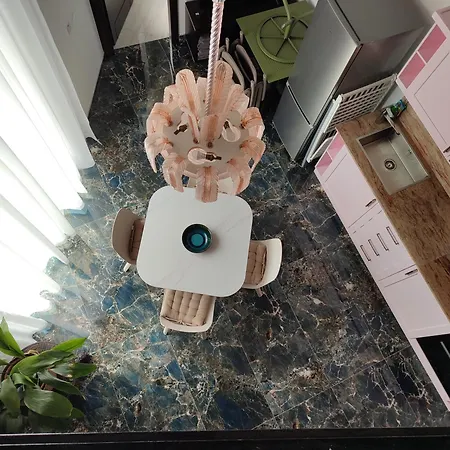 Xlendistays - Centrally Located Seafront Living Spaces In *