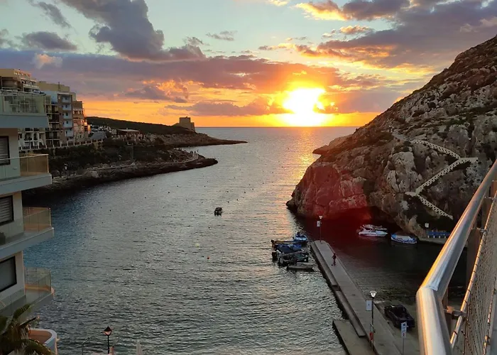 Xlendistays - Centrally Located Seafront Living Spaces In *