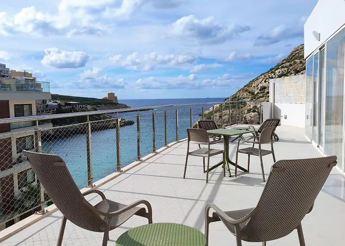 Xlendistays - Centrally Located Seafront Living Spaces In Διαμέρισμα *