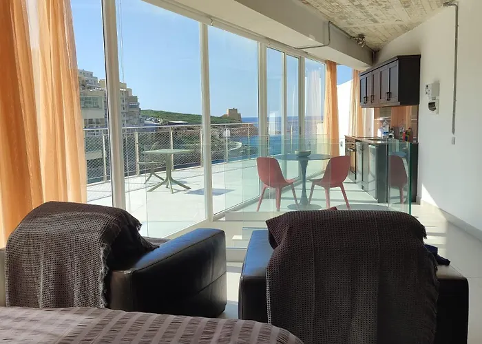 Xlendistays - Centrally Located Seafront Living Spaces In Xlendi