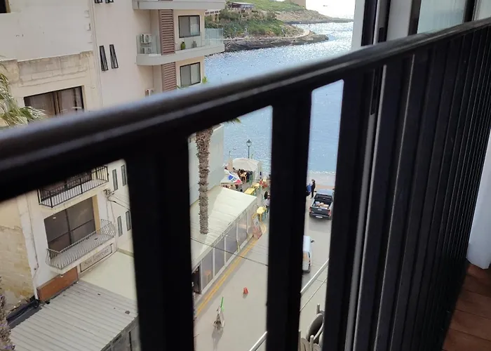 Xlendistays - Centrally Located Seafront Living Spaces In