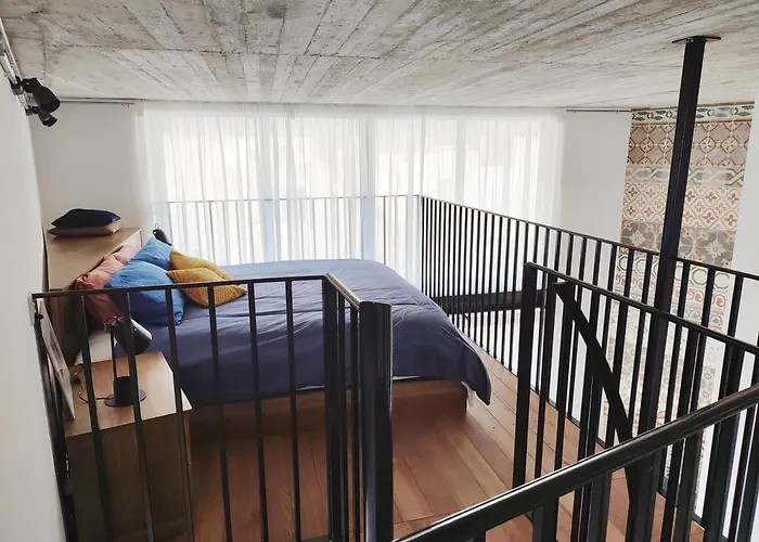 Xlendistays - Centrally Located Seafront Living Spaces In