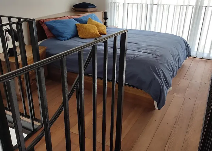 Xlendistays - Centrally Located Seafront Living Spaces In Διαμέρισμα