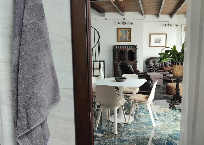 Xlendistays - Centrally Located Seafront Living Spaces In * Xlendi