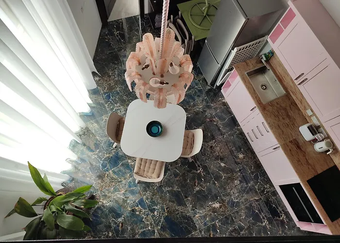 Xlendistays - Centrally Located Seafront Living Spaces In *