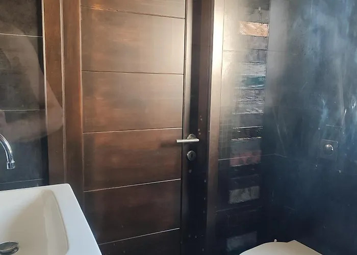 Διαμέρισμα Xlendistays - Centrally Located Seafront Living Spaces In